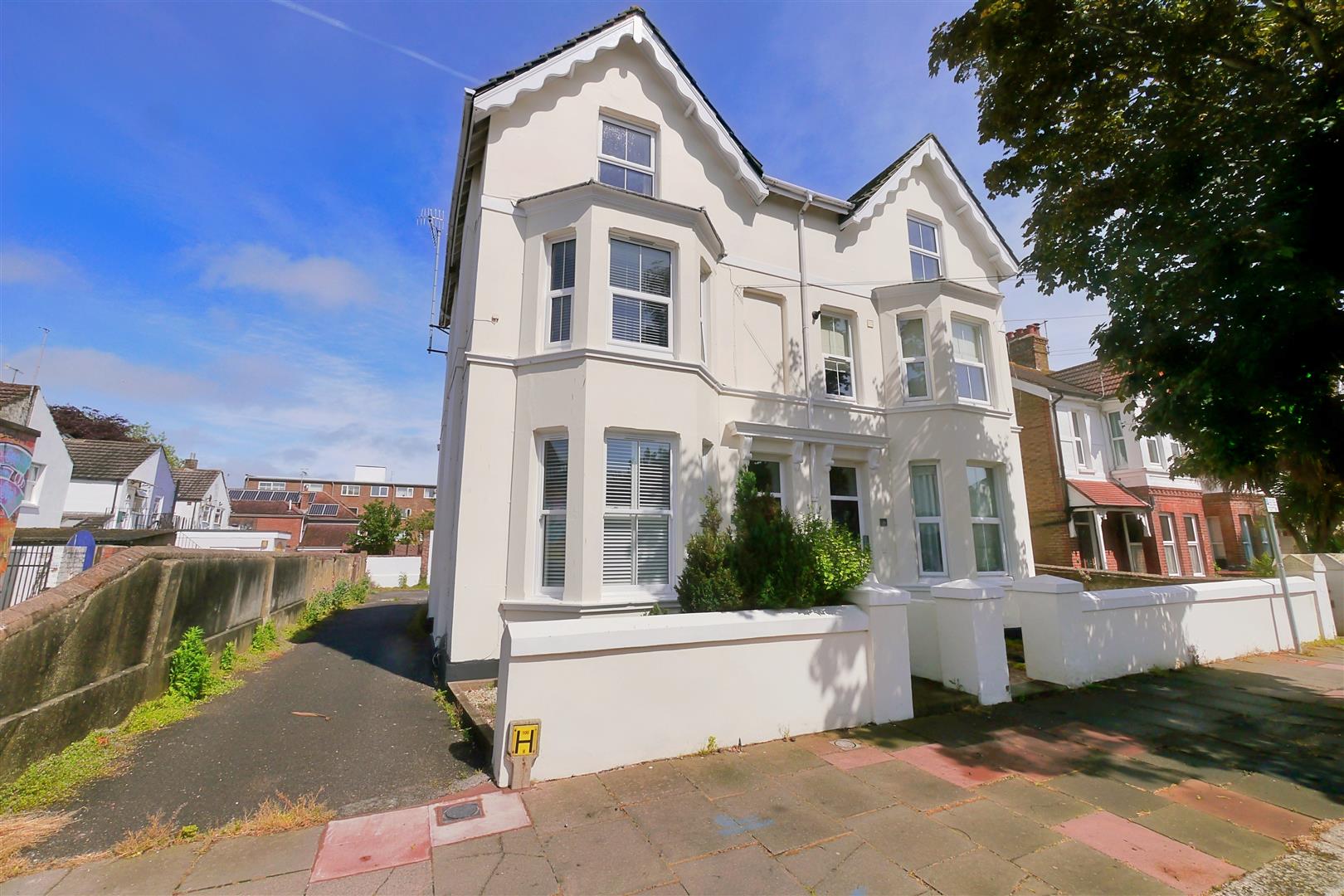 1 bedroom Flat/Apartment